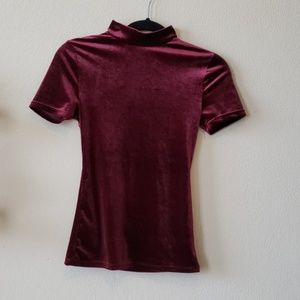 Velvet turtle neck short sleeve top xs